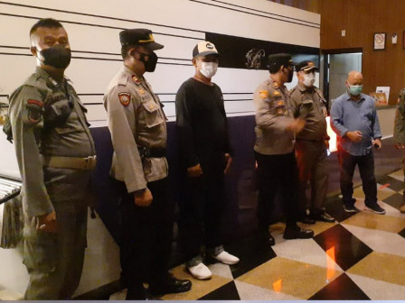 Patroli Prokes di Kelurahan Grogol Petamburan