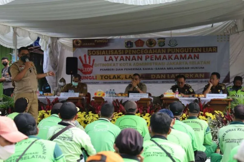 Sosialisasi Pemberantasan Pungli di Pemakaman Umum