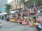 Penonton di Sarinah Thamrin Jakarta