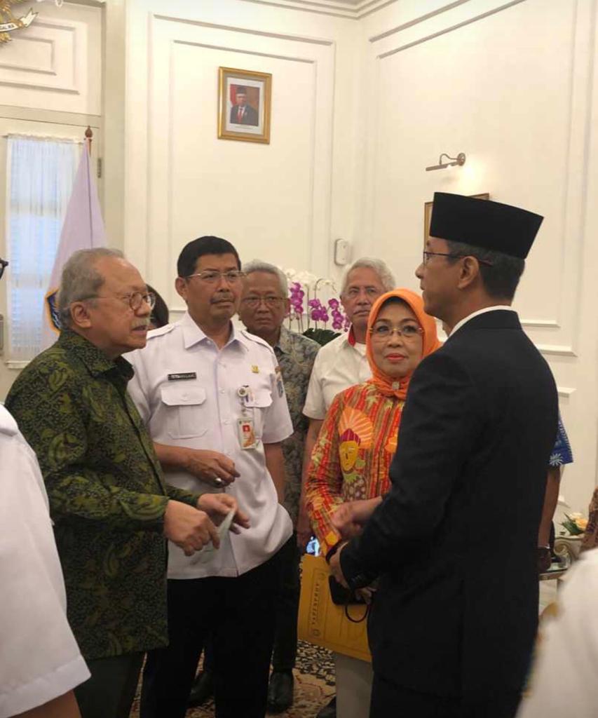 Pj Gubernur DKI Jakarta bersama Fauzi Bowo