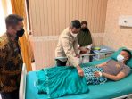 Pj Gubernur DKI Jakarta Heru Budi Hartono Jenguk Korban Pohon Tumbang