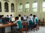 Siswa Belajar E Sport