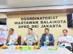 Diskusi Publik Wartawan Balaikota DKI Jakarta.