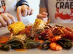 Cut the Crab, Restoran Seafood Premium Terbaik di Jakarta. Cut the Crab, Restoran Seafood Premium Terbaik di Jakarta.