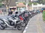 Parkir Liar Marak di Barito Jakarta Selatan.